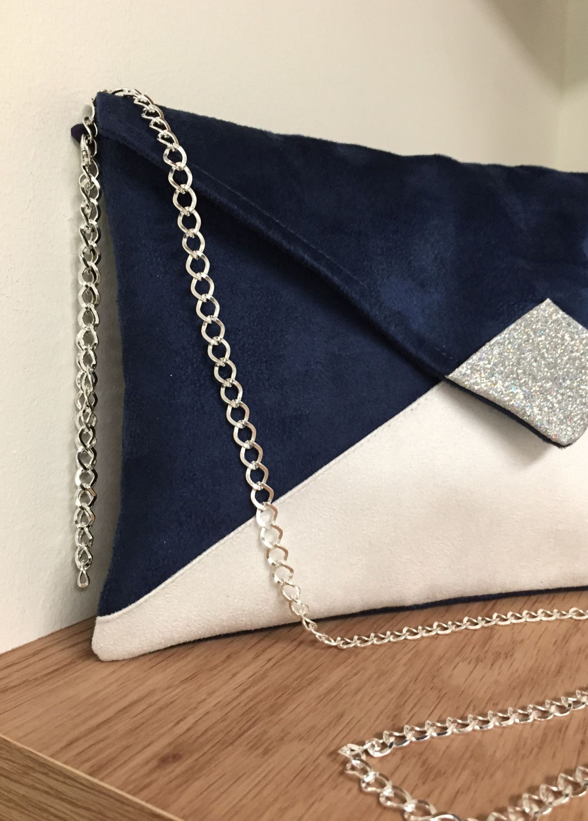 Navy and white clutch best sale bag