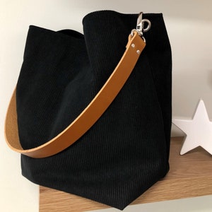 Black hobo bag, removable firm leather handle / Black corduroy tote bag, choice of leather / Shoulder bag, sportswear style image 3