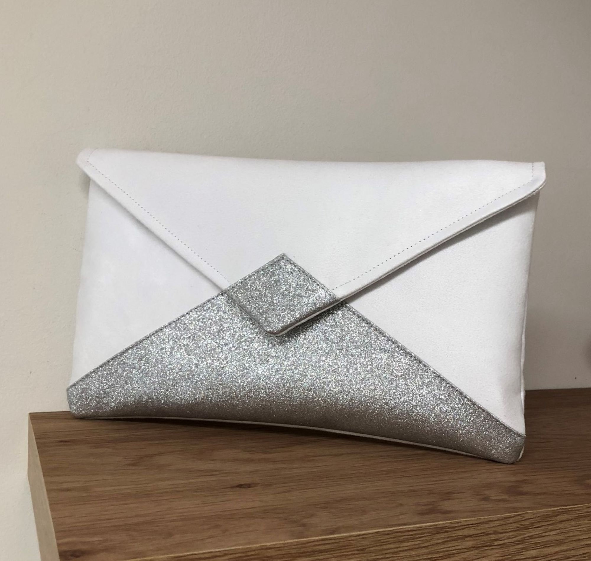 Pochette mariage blanc et argent?� personnalisable / Sac | Etsy