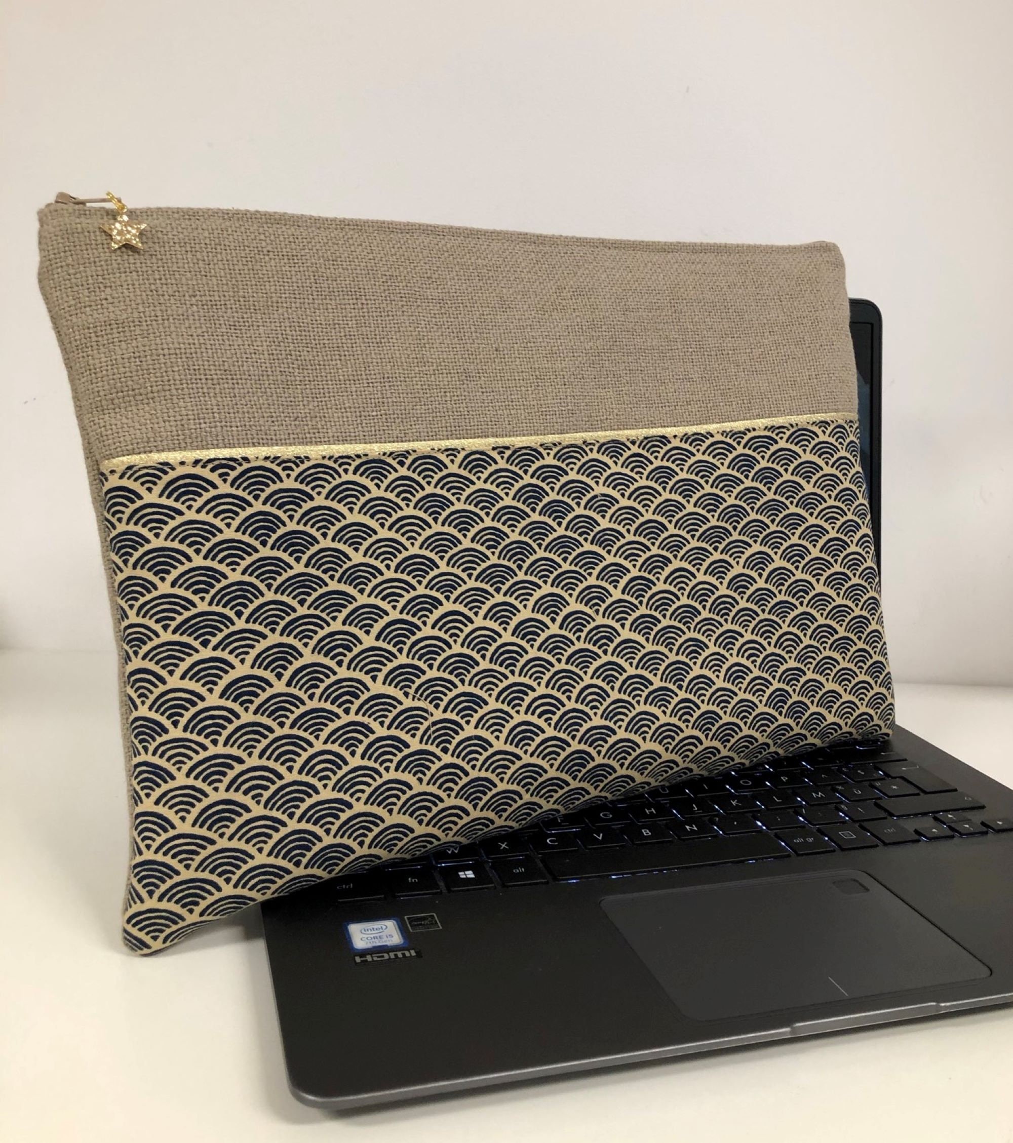 Linen And Japanese Fabric Computer Case With Charger Pocket Etsy Australia