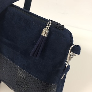 Navy blue wedding bag / Zipped shoulder bag, reptil leatherette / Night blue shoulder handbag, customizable / Women's blue wedding bag image 7