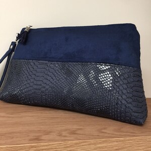 Clutch de novia azul marino, asa extraíble / Bolso de mano mujer ante, piel sintética de reptil / Bolso de mano personalizable azul medianoche imagen 8