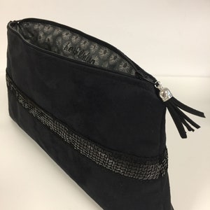 Black sequined evening clutch bag / Customizable wedding clutch bag in suedette and sequins / Black zipped handbag image 8