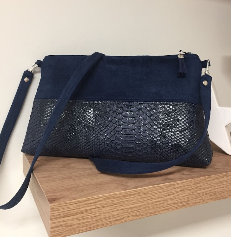 Navy blue wedding bag / Zipped shoulder bag, reptil leatherette / Night blue shoulder handbag, customizable / Women's blue wedding bag image 1