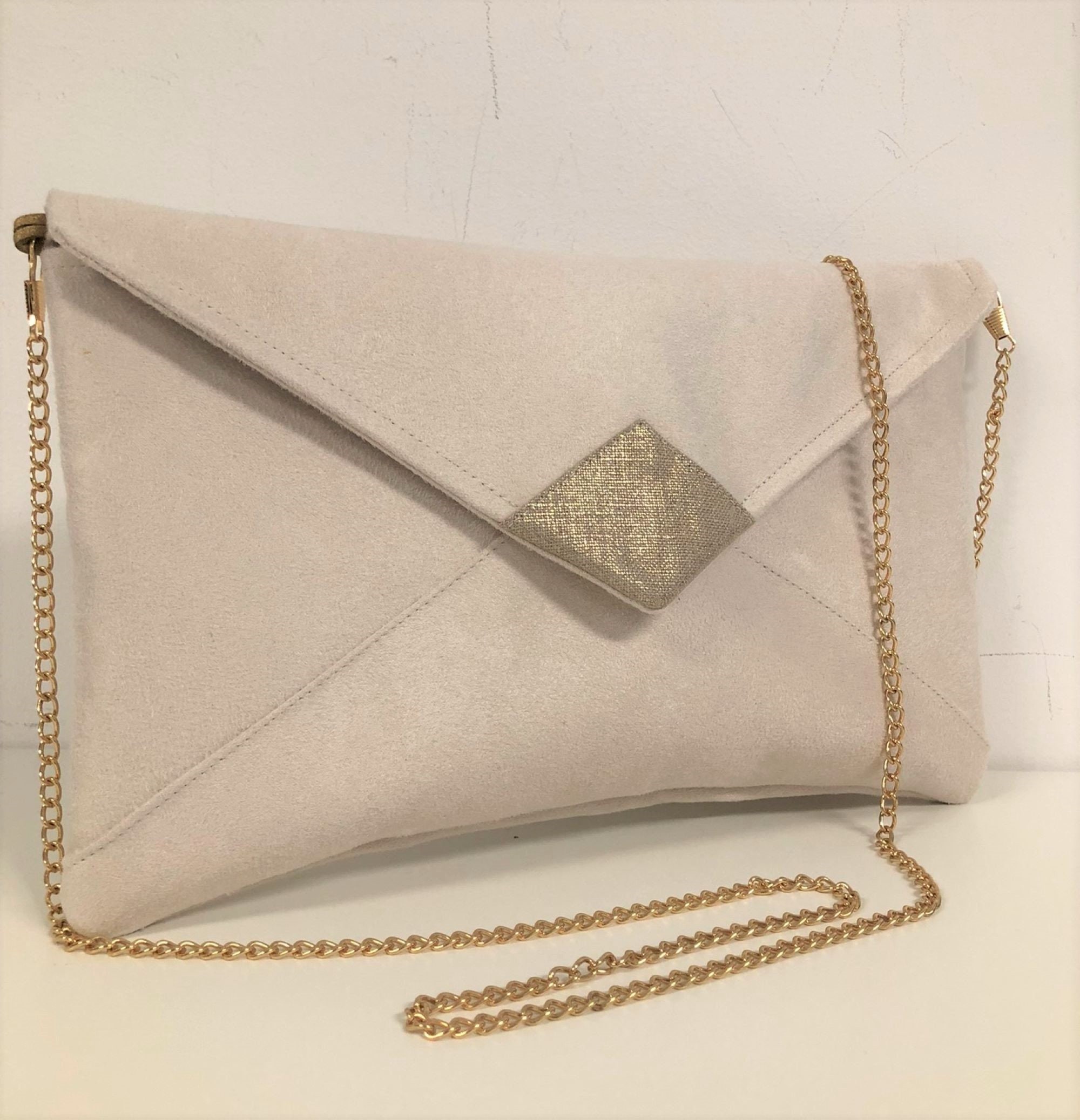 Ecru Wedding Clutch Bag in Suedette and Gold Sequins / Customizable Ivory Evening Clutch Bag with or Without Chain / Ivory Handbag