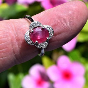 Ruby Ring Size7. A  2.15 cwt. 8.5x6.7 3.8. Genuine Earth Mined. MV Appraised!
