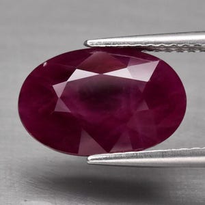 Genuine Earth Mined Ruby. 3.6cwt.  12.2x8.3x3.5mm. July Birthday. Canadian Seller. Gift of Love.
