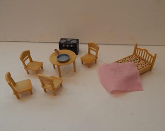 Vintage Calico Critters Red Roof Cottage First Edition Furniture Lot of 9