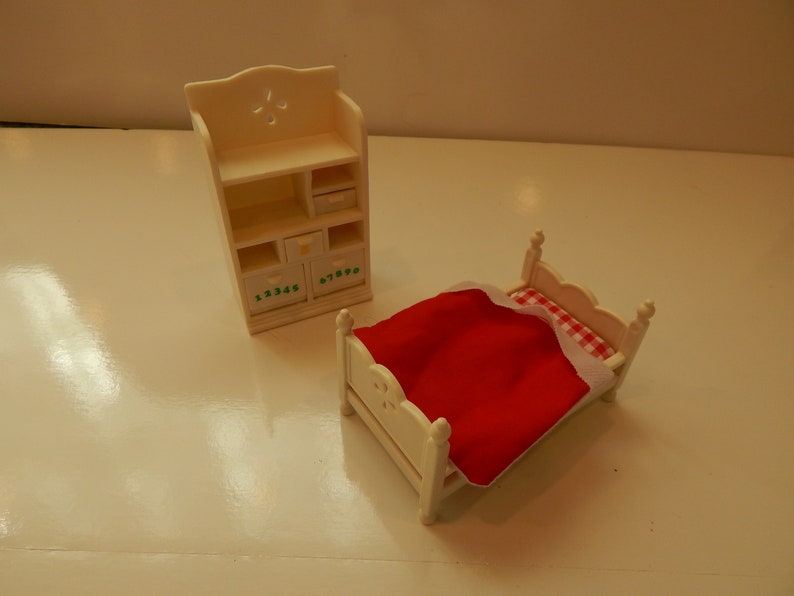 Vintage Calico Critters Children S Bedroom Set Cc2441 Lot Of 3 Pieces