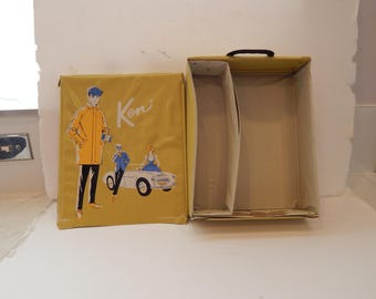 Vintage Mustard Yellow Ken Doll Carry Case Mattel Ponytail 1962 CONDITION ISSUES