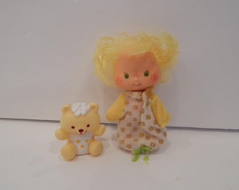 Vintage Strawberry Shortcake Butter Cookie Kenner 1980s With Pet Jelly Bear