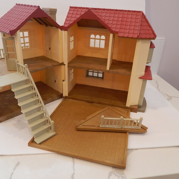 Vintage Sylvanian Families Calico Critters Red Roof Country Home Doll House Some Railing Missing