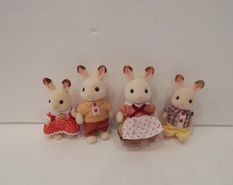 Vintage Calico Critters Hopscotch Rabbit Family Lot of 4 Dad Mom Sis and Bro