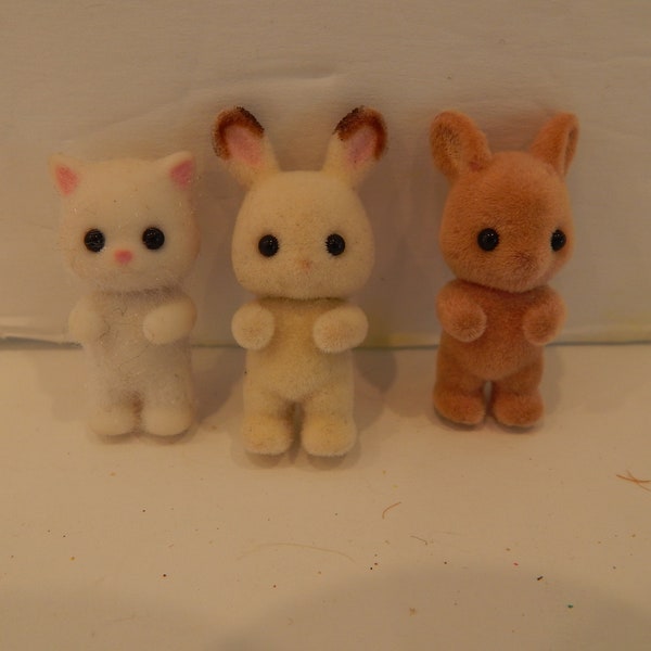 Vintage Calico Critters Three Amigos Tiny Babies Persian Cat, Hopper Kangaroo Joey and Hopscotch Rabbit Lot of 3