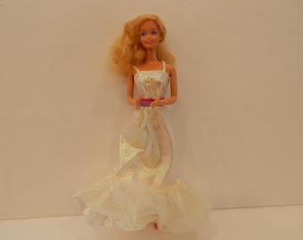 Vintage Crystal Barbie Doll 4598 Mattel 1983