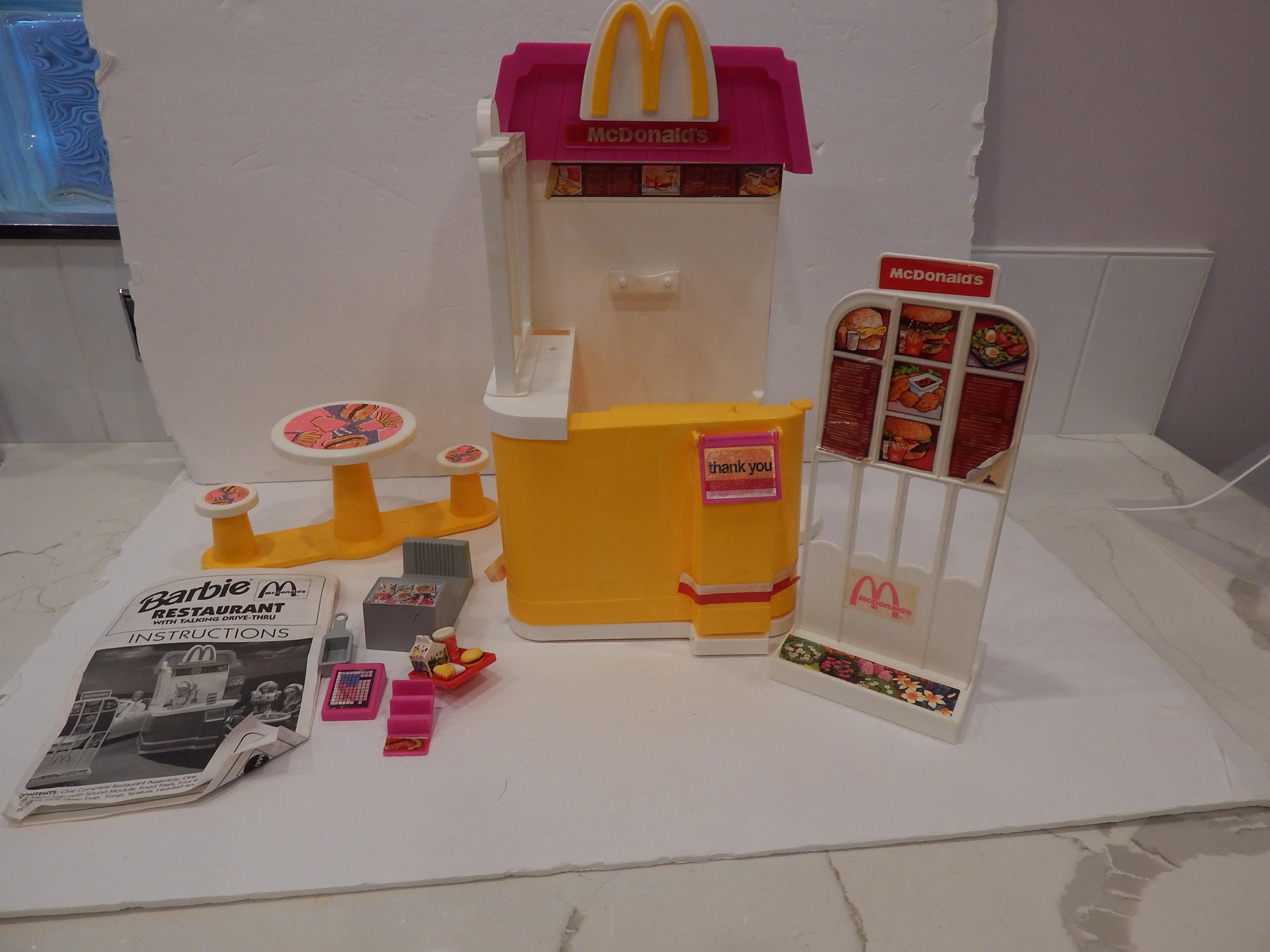 Barbie mcdonalds restaurant with talking drive thru playset sale