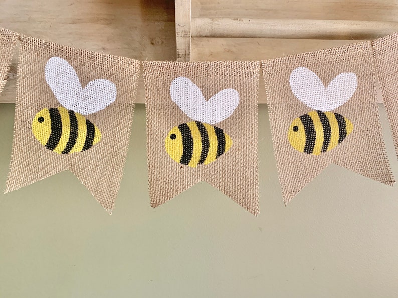Bumblebee Garland Bee Party Banner Happy Beeday Banner Bee - Etsy