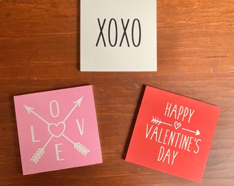 Farmhouse Sign, Valentine’s Day sign, tiered tray sign, sign inserts