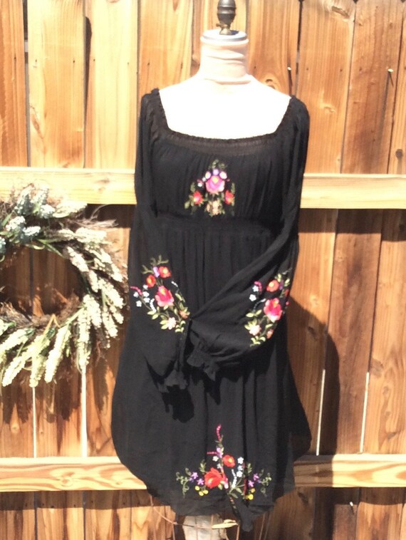 PEASANT DRESS