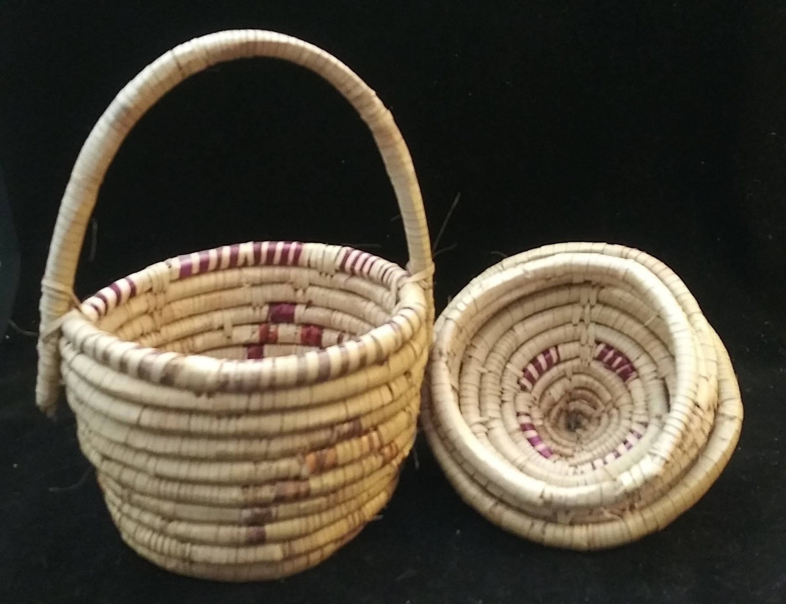 8 Vintage Hand Woven Basket With a Lid and Handle Etsy