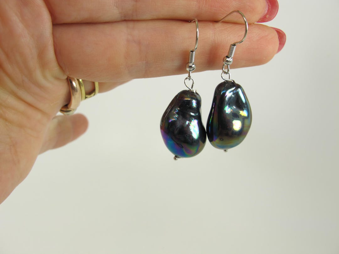 Peacock Inner Shell Large Black Peacock Shell Pearl Earrings, Silver Hooks - Etsy