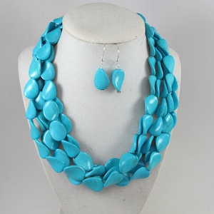Chunky turquoise necklace, multi strand statement turquoise necklace, stone necklace, big turquoise beads, turquoise statement jewelry