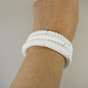 Snow white stretch bracelet, white geometric bracelet, white stretch bracelet, white beaded bracelet
