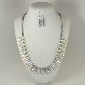 Chunky Clear Silver Statement Necklace, one strand clear necklace, Beaded Necklace, Multi Strand Silver Statement Necklace, clear jewelry