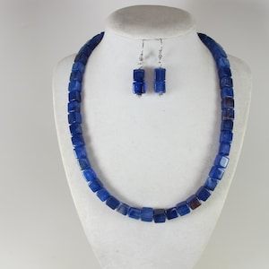 Navy blue statement necklace, single strand blue statement necklace, beaded necklace, royal blue statement jewelry, sapphire blue necklace