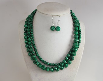 Chunky Green Malachite Necklace, Green Necklace, Green Beaded Necklace, Multi Strand Green Statement Necklace, Turquoise Jewelry Necklace