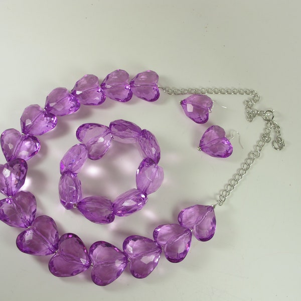 Parure épaisse violette, collier violet, collier coeur violet tendance simple brin, collier de perles, perles violettes, bijoux tendance,