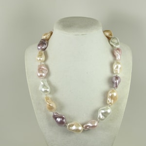 Shell pearl necklace, white, purple, pink statement pearl necklace chunky white baroque pearl jewelry, baroque earrings peach pearl necklace