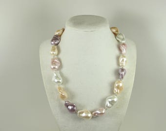バロックシェルパールステートメントネックレス、18インチ