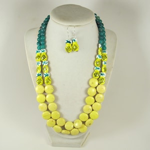Chunky yellow and green necklace,  statement yellow and emerald green  necklace, beaded green necklace, yellow crystals and green, green