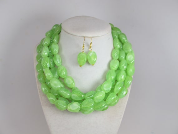 【TATIANA】Apink銀紙着用★Green Mix Coin Beads Necklace Chunky Lime Kelly Green Necklace, Multi Strand Statement