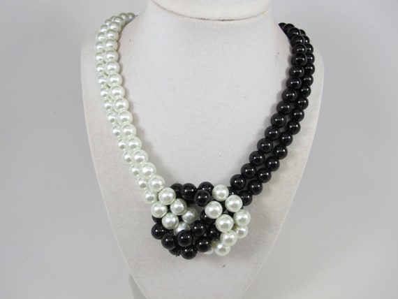 Collana Girocollo Collana in pelle Donna Minimalista Girocollo in pelle nera Compleanno Tutti i giorni Collana con cordoncino Collana magnetica fatta a mano - Italia