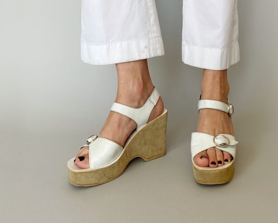 1970s White Leather Platforms - Made in Italy | si