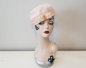 Vtg Pink Pillbox Hat W/feathers Woven Straw Mr Wilton 