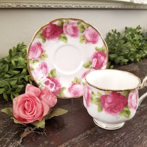 Royal Albert Old English Roses Teacups & Saucers * Fine Bone China Hampton Style