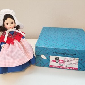 Madame Alexander Vintage International Belgium # 562 Neu mit Ständer & Box