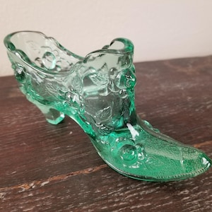 Vintage Fenton Cabbage Rose Green Glass Slipper * Signed