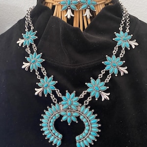 Squash Blossom Necklace - Western Navajo Tribal Southwestern Rodeo Jewelry
