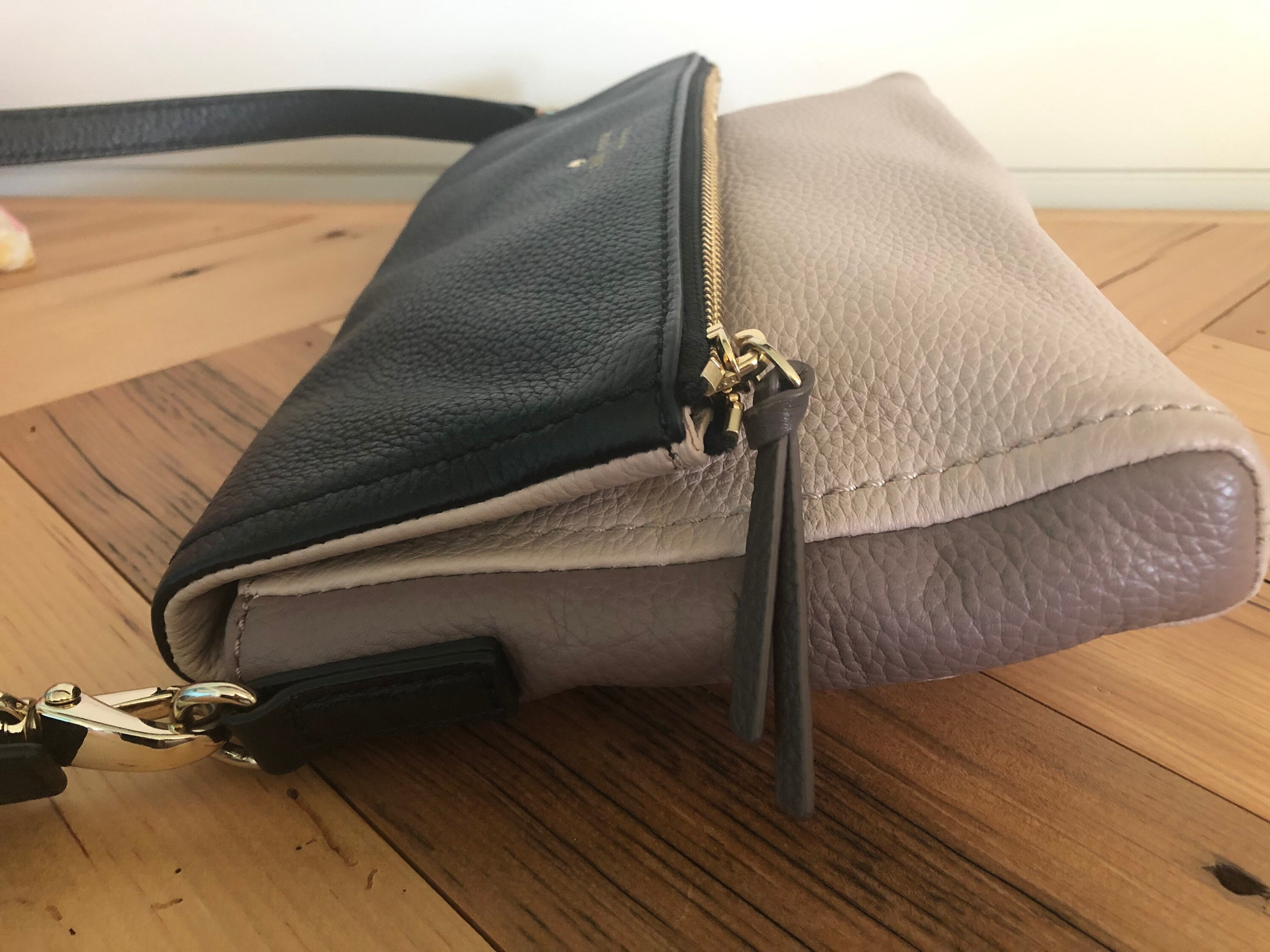 Kate spade tan crossbody bag clearance