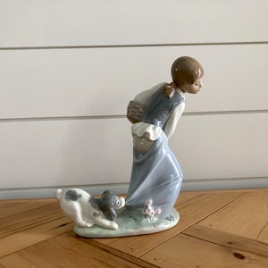 Lladro Naughty Dog 4982 Figurine Statue Little Girl Puppy Vintage Retired No Box Spain Spanish Porcelain