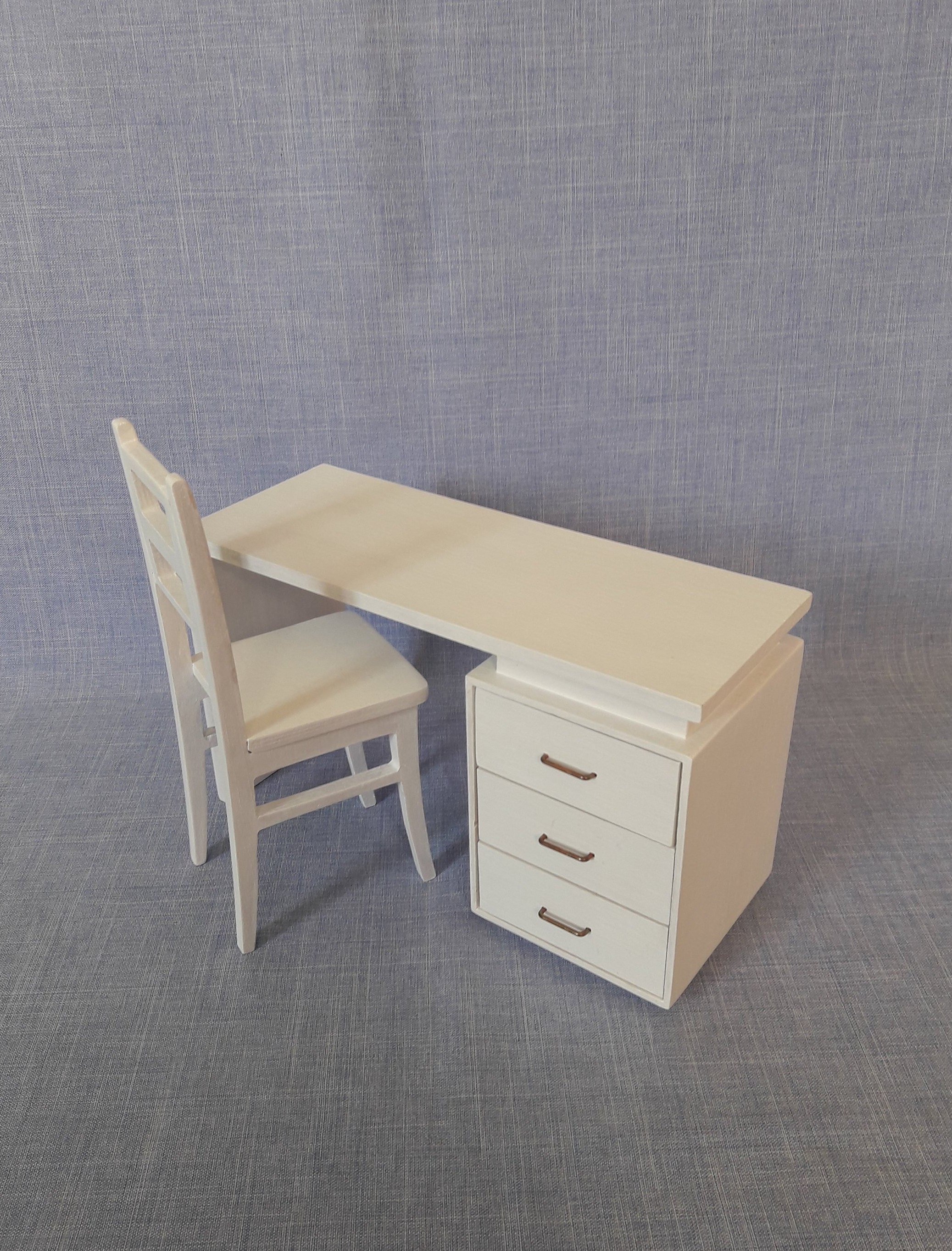 1:6 Scale Desk and Chair for 12 Inch Doll / Dollhouse | Etsy
