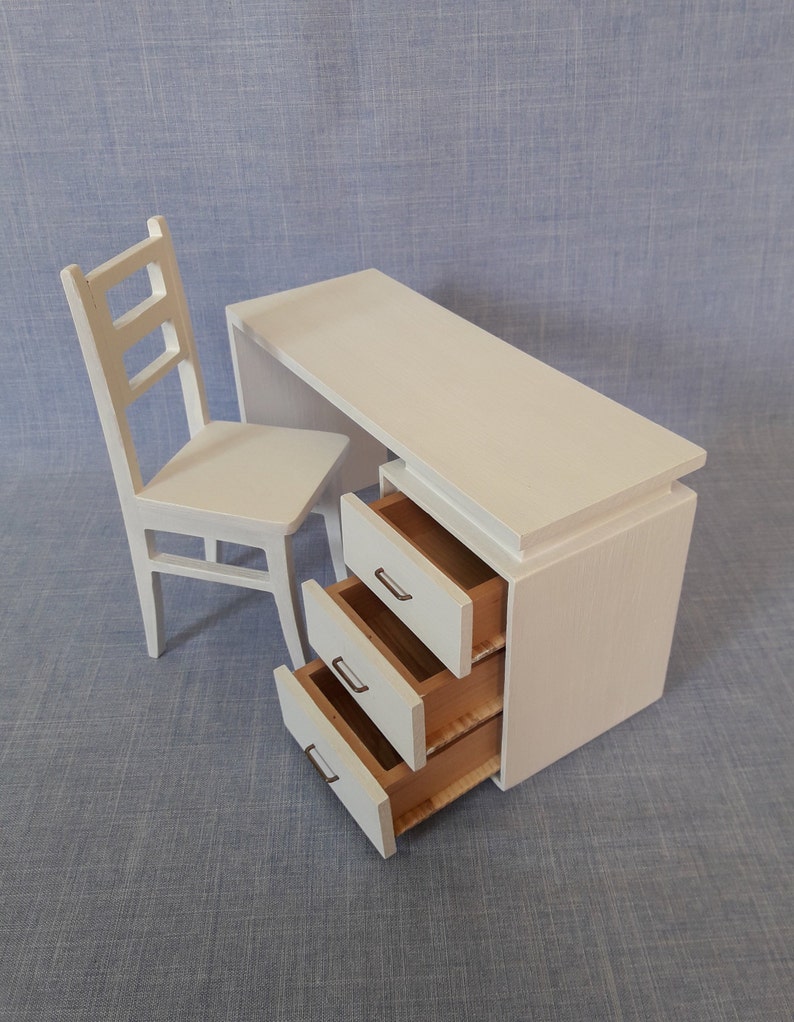 1:6 scale Desk and chair for 12 inch doll / dollhouse furniture image 2