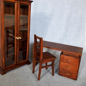 1:6 scale Desk and chair for 12 inch doll / dollhouse furniture image 9