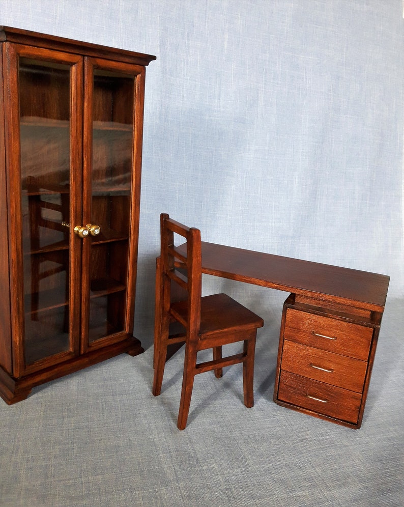 1:6 scale Desk and chair for 12 inch doll / dollhouse furniture image 9
