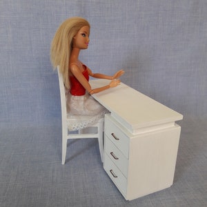 1:6 scale Desk and chair for 12 inch doll / dollhouse furniture image 4