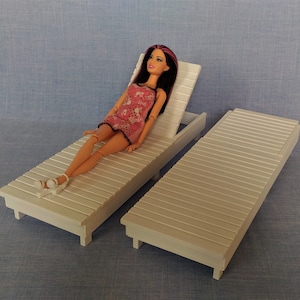 1:6 scale Set of 2 Lounge Chairs for 12 inch doll